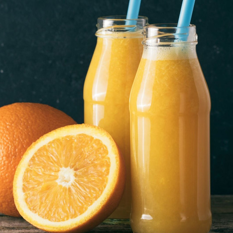 Zumo de naranja natural. www.mybasket.es