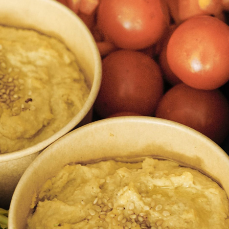 Hummus clásico con crudités. www.mybasket.es Hummus clásico con crudités. www.mybasket.es